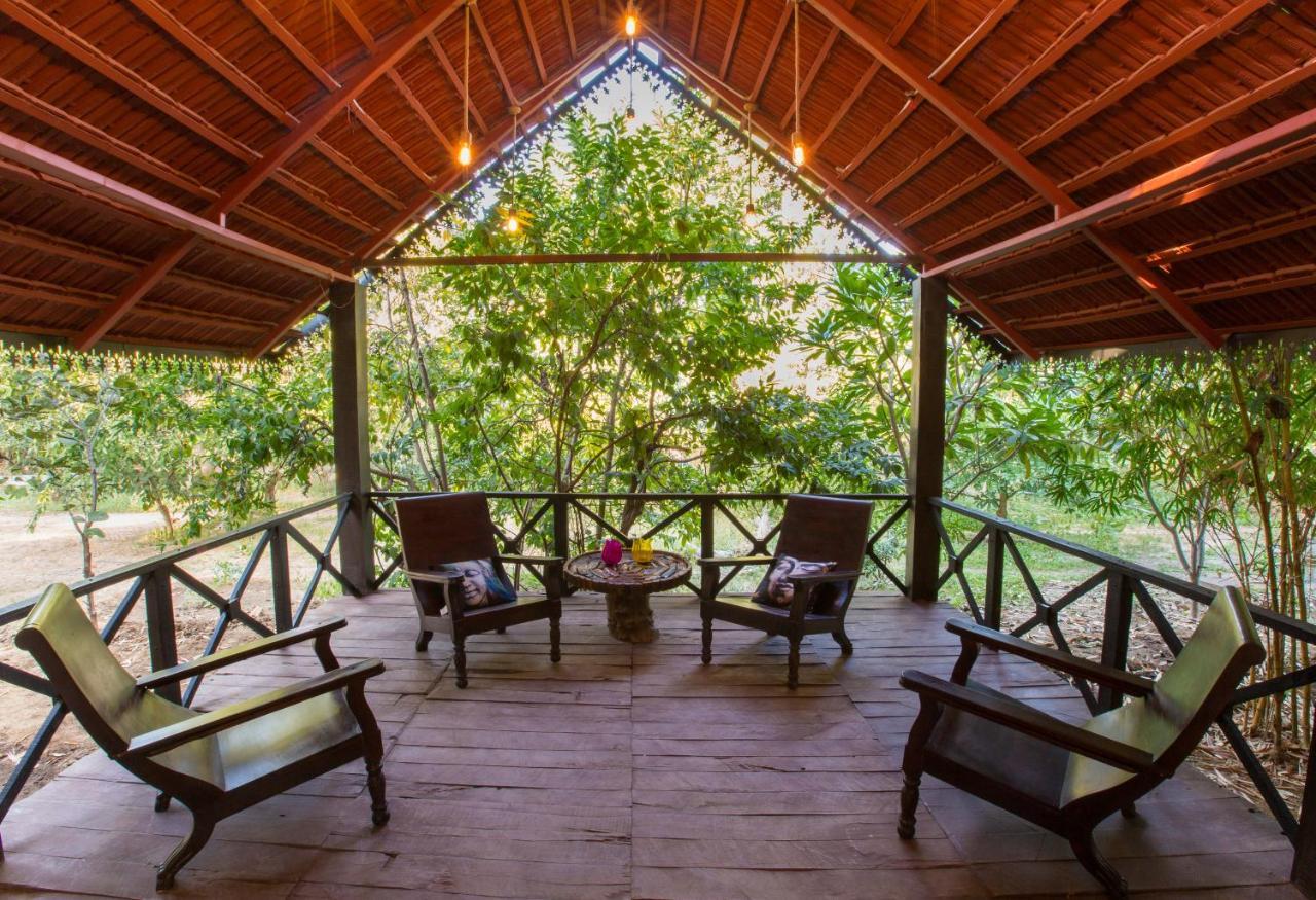 Vannraj Resort And Spa Khawāsa Buitenkant foto