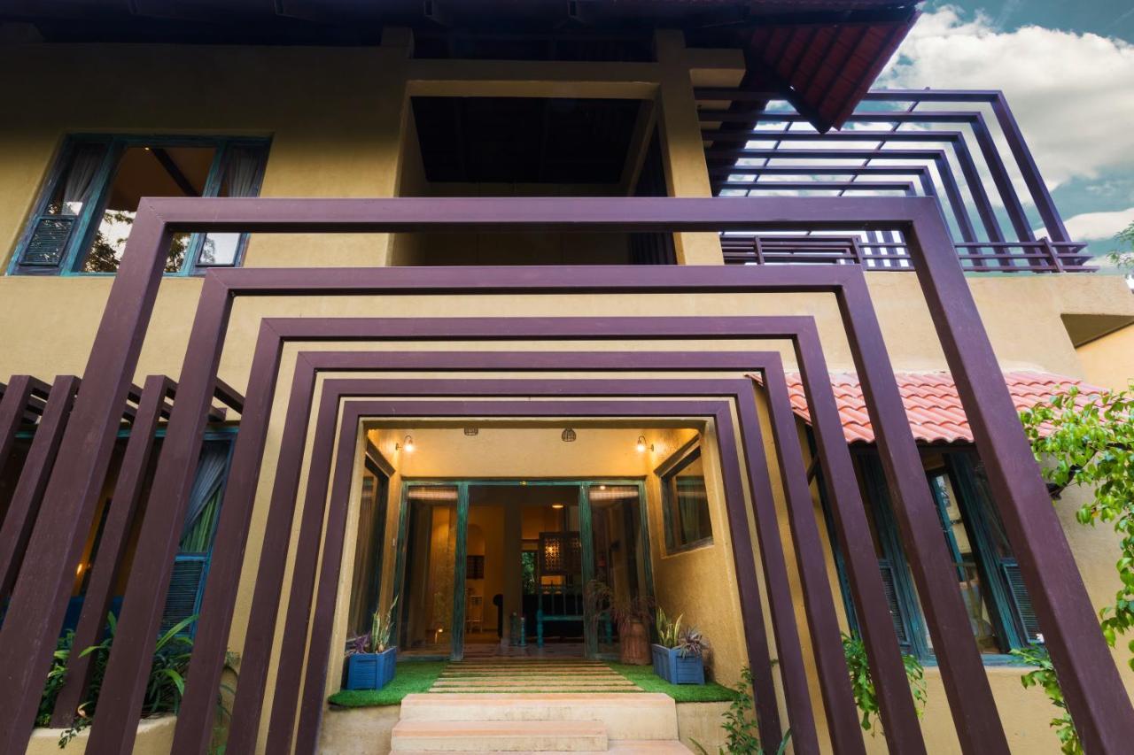 Vannraj Resort And Spa Khawāsa Buitenkant foto