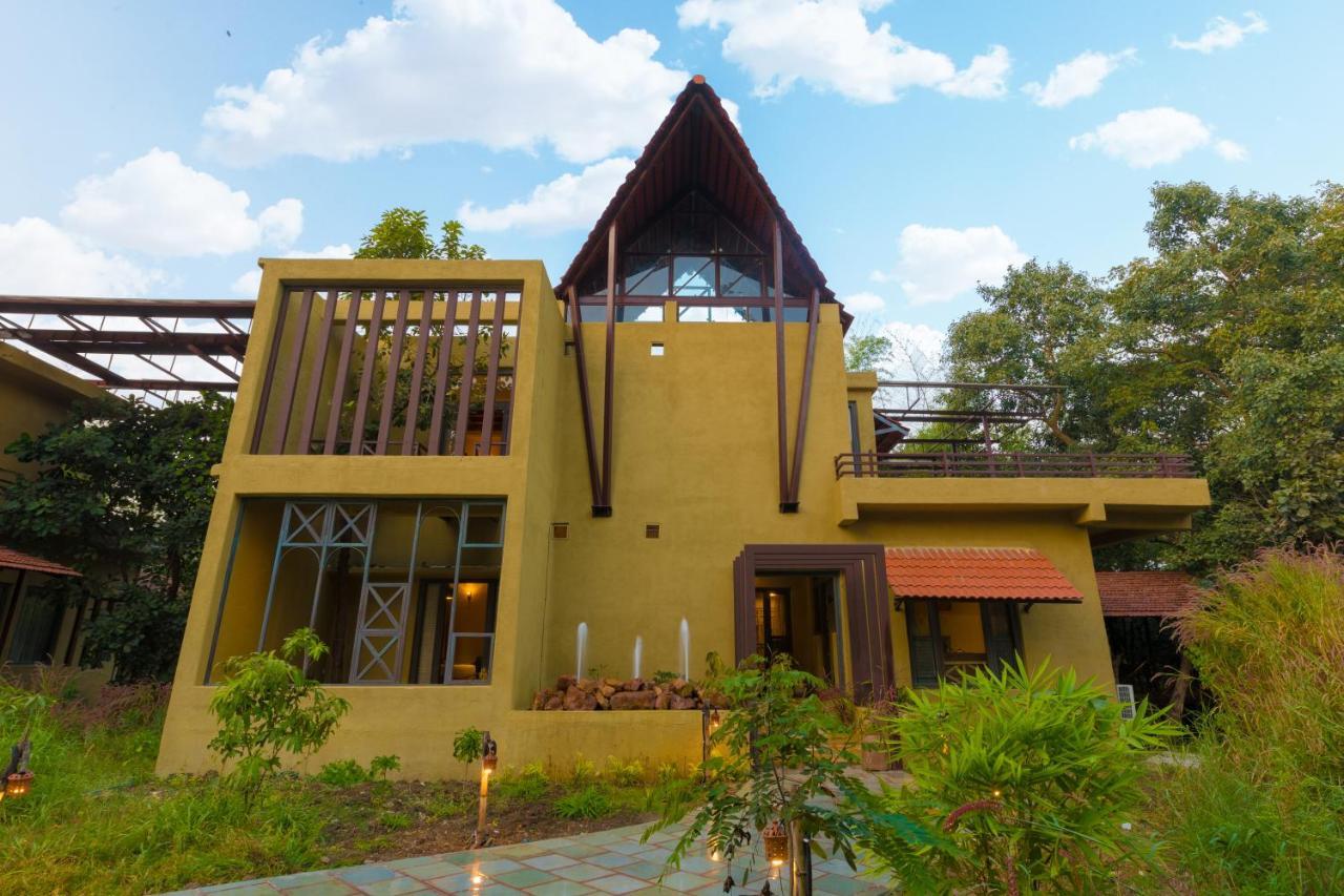 Vannraj Resort And Spa Khawāsa Buitenkant foto